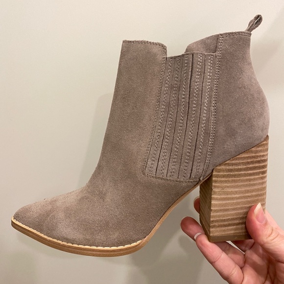 Nine West Suede Booties (in nude colour) - Picture 2 of 4